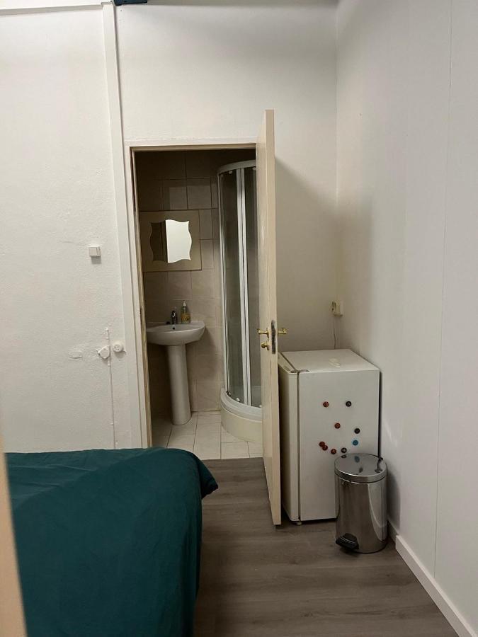 Iru, Not For Parties, Not A Hotel, Room With No Kitchen Amsterdam Extérieur photo